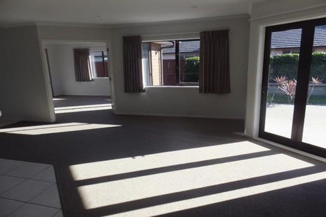 Photo of property in 13 Holly Place, Rototuna North, Hamilton, 3210