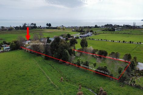 Photo of property in 678 Abel Tasman Drive, Clifton, Takaka, 7183