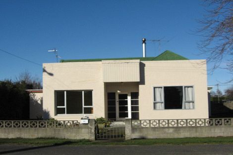 Photo of property in 33 Mary Street, Winton, 9720