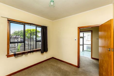 Photo of property in 43 Tokomaru Street, Welbourn, New Plymouth, 4312