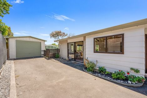 Photo of property in 2/24 Durham Drive, Havelock North, 4130