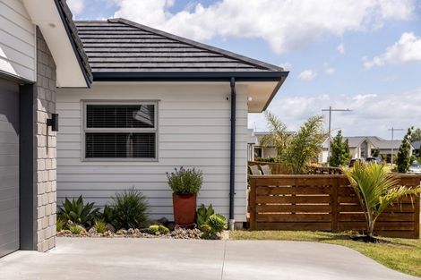 Photo of property in 34 Farrier Street, Papamoa, 3118