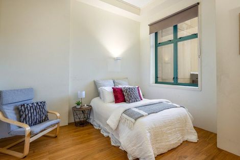 Photo of property in Tennyson Apartments, 18/25 Tennyson Street, Te Aro, Wellington, 6011