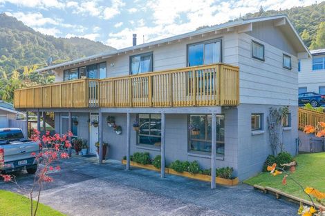 Photo of property in 11 Firth View Road, Te Puru, Thames, 3575