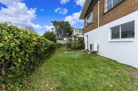 Photo of property in 1/169 Forrest Hill Road, Forrest Hill, Auckland, 0620