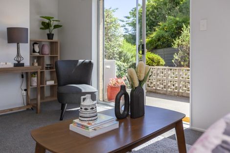 Photo of property in 6-6a Nola Avenue, Raumati Beach, Paraparaumu, 5032