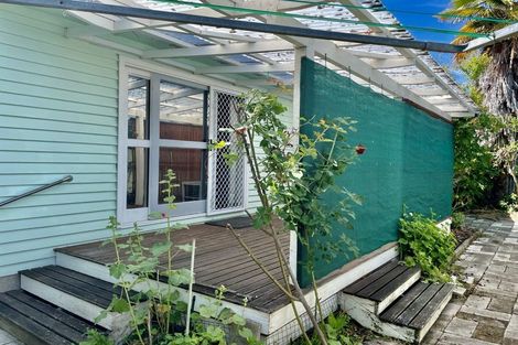 Photo of property in 15 Eton Street, Taradale, Napier, 4112