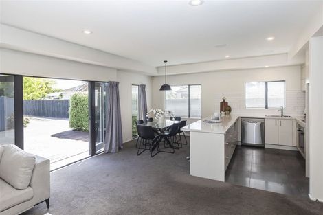Photo of property in 1/118 Innes Road, St Albans, Christchurch, 8052