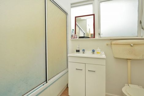 Photo of property in 16 Bannister Court, Masterton, 5810