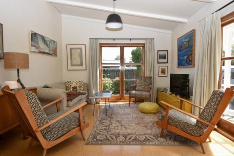 Photo of property in 90 Pembroke Street, Carterton, 5713