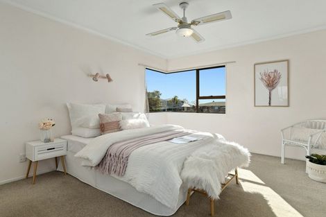 Photo of property in 207 Ngatai Road, Otumoetai, Tauranga, 3110