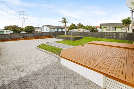 Photo of property in 34 Dissmeyer Drive, Clover Park, Auckland, 2019