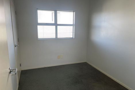 Photo of property in 15a Marjory Close, Broadmeadows, Wellington, 6035