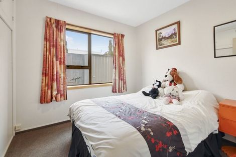 Photo of property in 4 Strachan Place, Rangiora, 7400