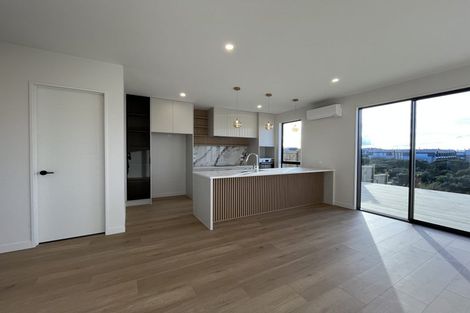 Photo of property in 23 Puihi Crescent, Massey, 0614