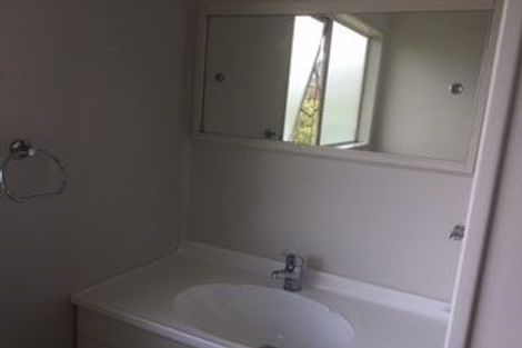 Photo of property in 1/42 Simkin Avenue, St Johns, Auckland, 1072