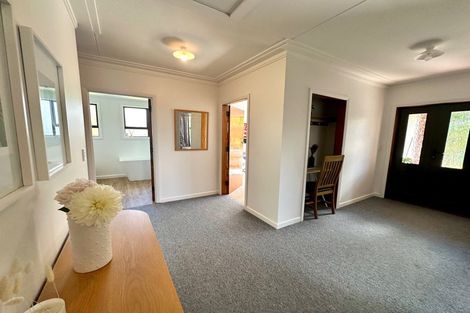 Photo of property in 225 Clyde Street, Balclutha, 9230