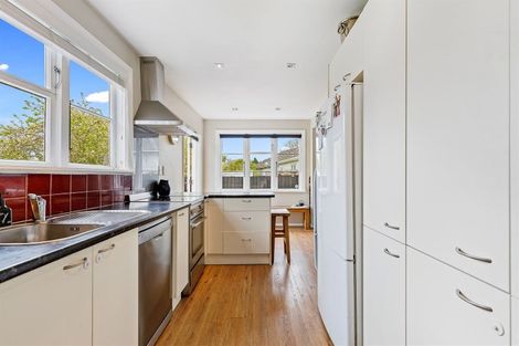 Photo of property in 19 Pitcairn Crescent, Bryndwr, Christchurch, 8053