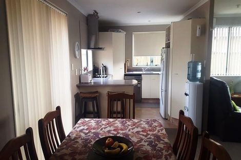 Photo of property in 8a Lloyd Drive, Nawton, Hamilton, 3200