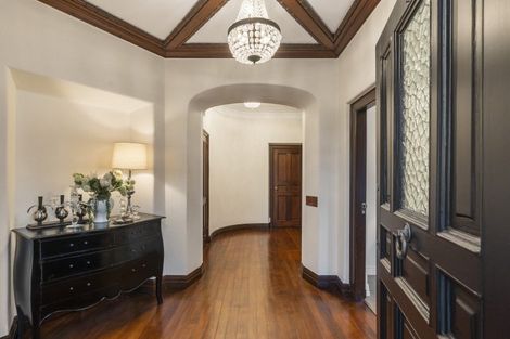 Photo of property in 46 Mountain Road, Epsom, Auckland, 1023