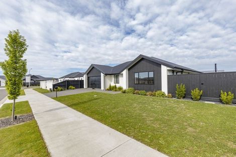Photo of property in 16 Lusk Street, Rangiora, 7400