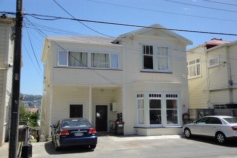 Photo of property in 4/112 Austin Street, Mount Victoria, Wellington, 6011