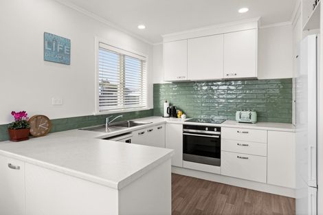 Photo of property in 80 King Street, Taradale, Napier, 4112