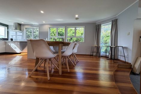 Photo of property in 4 School Road, Plimmerton, Porirua, 5026