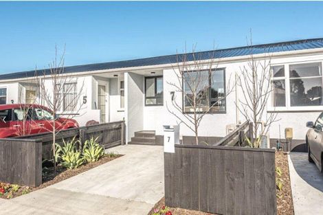 Photo of property in 1 Kupe Place, Castlecliff, Whanganui, 4501