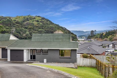 Photo of property in 27b Shackle Lane, Whitby, Porirua, 5024