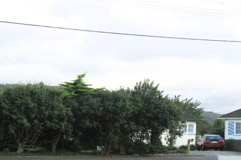 Photo of property in 17a Savage Crescent, Upper Hutt Central, Upper Hutt, 5018