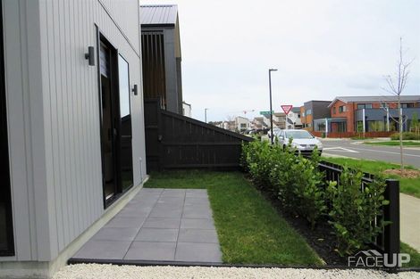 Photo of property in 12 Skua Road, Hobsonville, Auckland, 0616