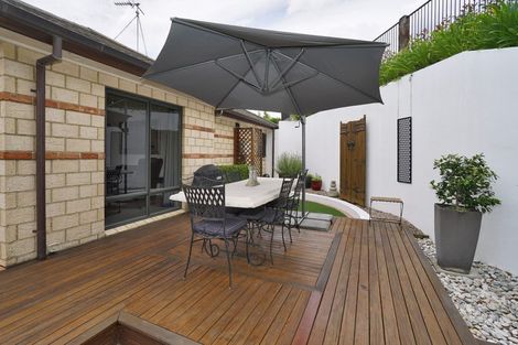 Photo of property in 7b Saint Andrews Terrace, St Andrews, Hamilton, 3200