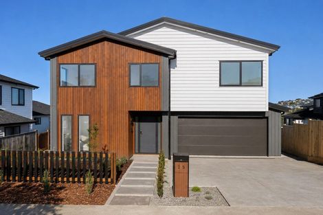 Photo of property in 25 Kumukumu Road, Long Bay, Auckland, 0630