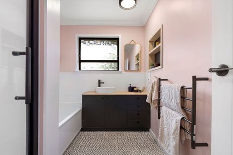 Photo of property in 106a Chapel Street, Otumoetai, Tauranga, 3110