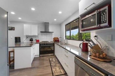 Photo of property in 10 Latitude Close, Whitby, Porirua, 5024