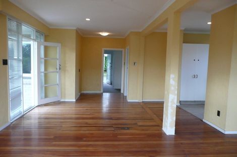 Photo of property in 1/83 Hutchinson Avenue, New Lynn, Auckland, 0600