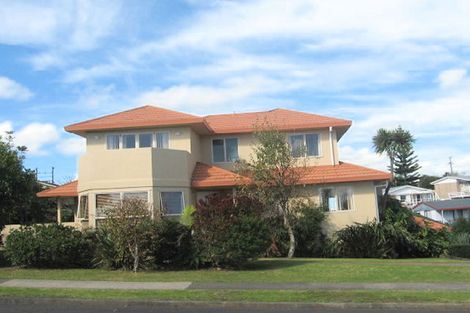 Photo of property in 10 Mccahill Views, Botany Downs, Auckland, 2010