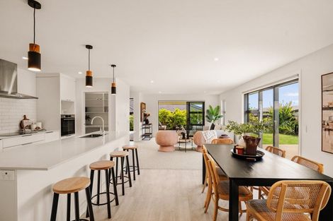 Photo of property in 7a Augusta Rise, Omokoroa, 3114