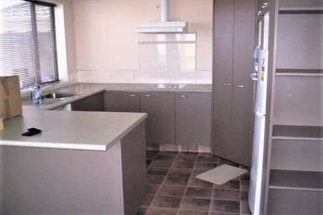 Photo of property in 28 Dufek Crescent, Wigram, Christchurch, 8042