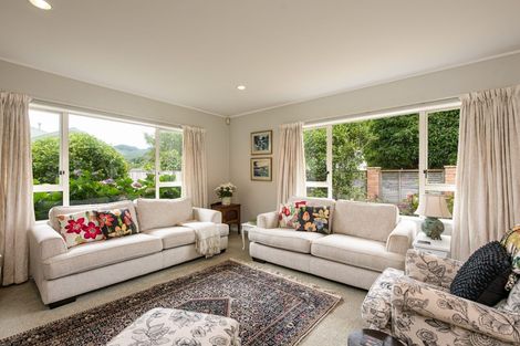 Photo of property in 116 Oxford Street, Tawa, Wellington, 5028