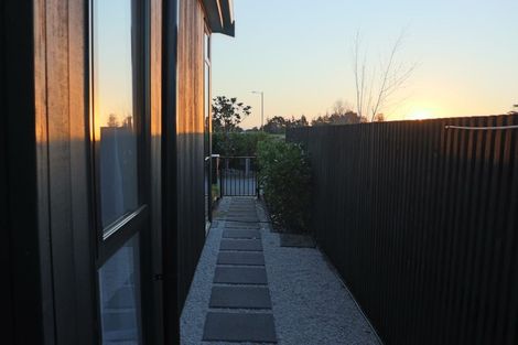 Photo of property in 11 Lieutenant Lane, Papakura, 2110