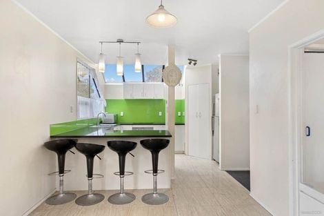 Photo of property in 22 Goodwood Drive, Goodwood Heights, Auckland, 2105