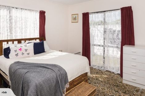 Photo of property in 2/10 Liverpool Street, Papakura, 2110