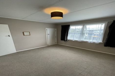 Photo of property in 38 Catlins Crescent, Milson, Palmerston North, 4414