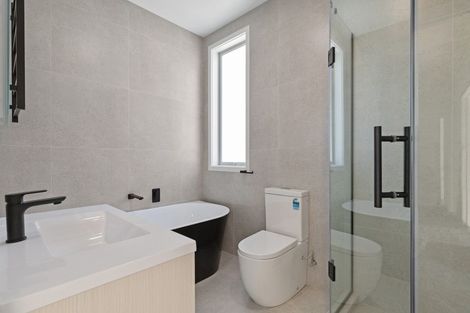 Photo of property in 18 Murray Ward Drive, Te Kauwhata, 3710