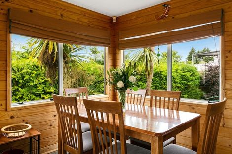 Photo of property in 12 Ward Place, Richmond Heights, Taupo, 3330