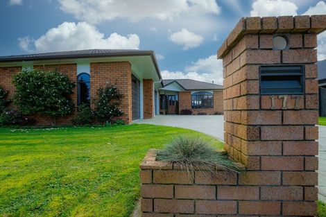 Photo of property in 177 Thornton Road, Cambridge, 3434