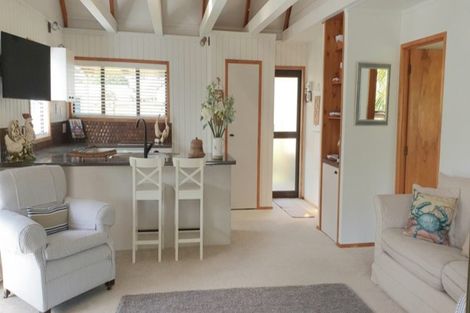 Photo of property in 131 Mckellar Place, Whangamata, 3620