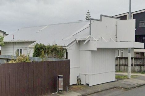 Photo of property in 3157 Great North Road, New Lynn, Auckland, 0600